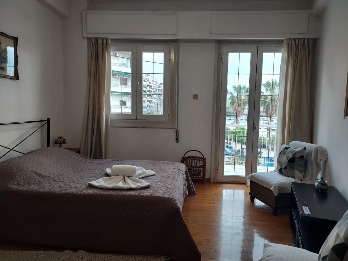 Pasalimani Long Beach Piraeus Ngoại thất bức ảnh